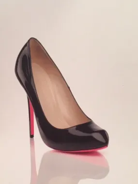 Original Alexander McQueen - Black Heart Shaped Toe High Heels with Pink Sole - IT 38 1/2