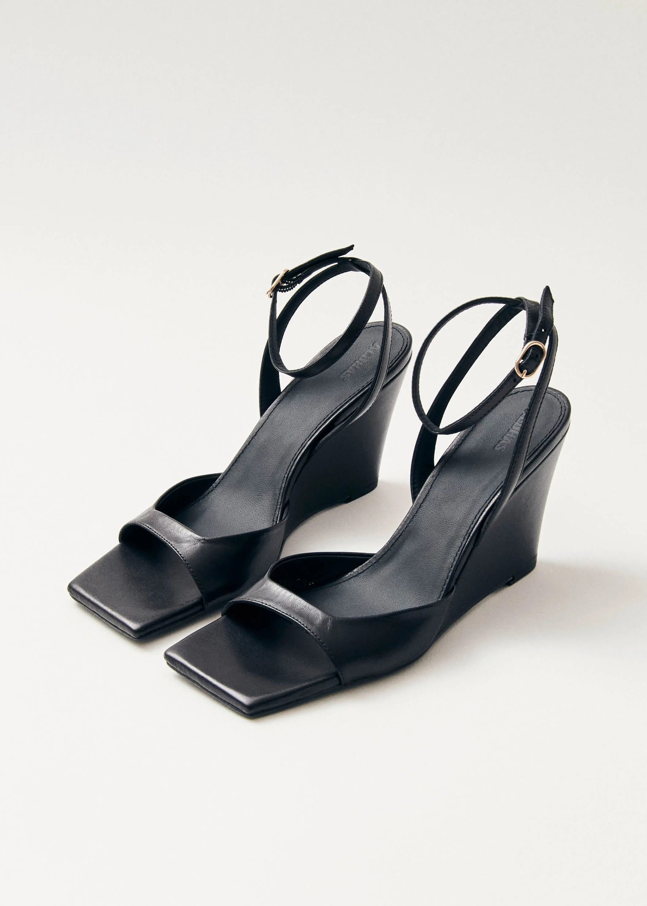 Riya Black Leather Sandals